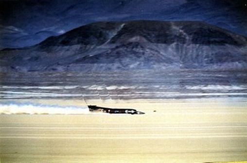 The fastest car in the world – Thrust SSC (SuperSonic car)