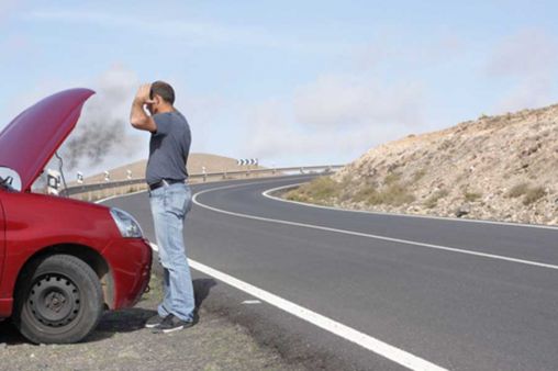 Car Tips: What To Do When Your Car Breaks Down On The Road