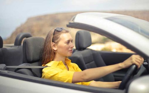 5 Irresponsible Driving Habits You Need To Stop Now!