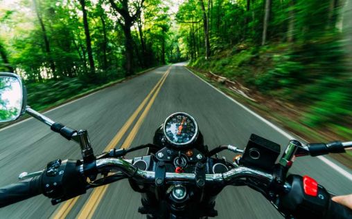 Safety Tips Every Motorcycle Rider Needs To Know!