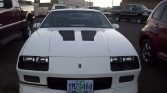 White 1988 Chevrolet Camaro IROC Z28 5spd manual For Sale (1)
