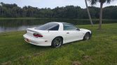 4th gen white 1995 Chevrolet Camaro Z28 6spd manual For Sale (2)