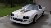 3rd gen 1988 Chevrolet Camaro Iroc-Z 5.7 TPI For Sale (1)